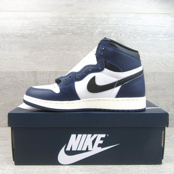 Air Jordan 1 Retro High OG "Midnight Navy" Sneakers GS Size 7Y NEW - Picture 3 of 14